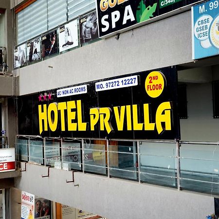 Hotel Pr Villa 간디나가르 외부 사진
